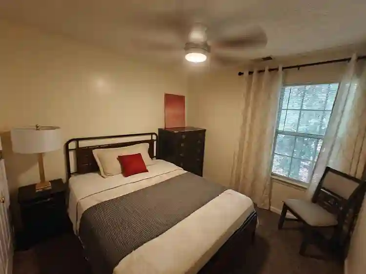 Private room in South Fulton