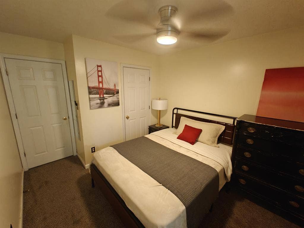 Private room in South Fulton