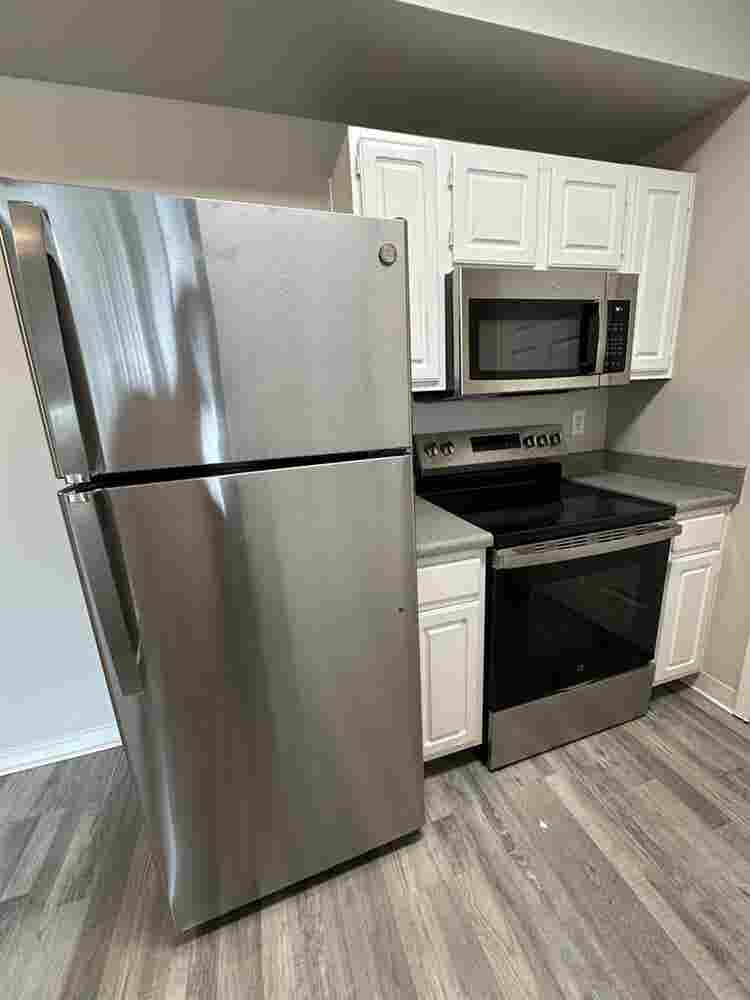 Overland Park - room with washroom