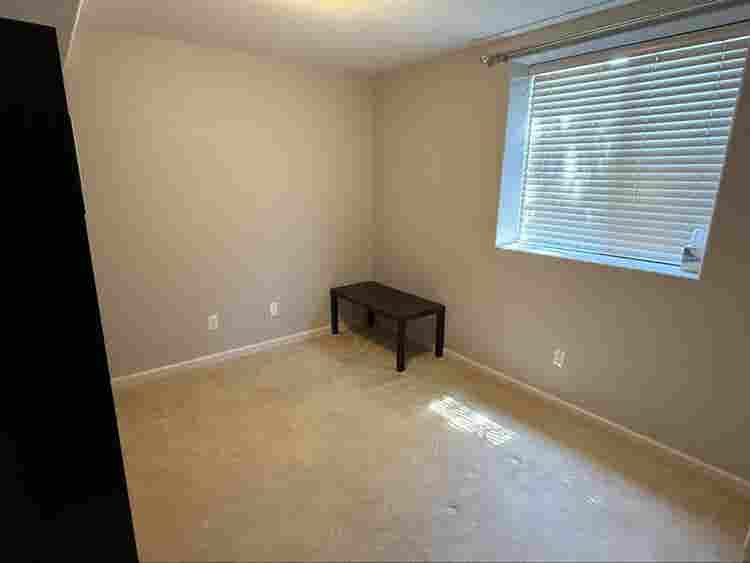 Renting a full room and bathroom!