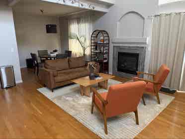 Renting a full room and bathroom!