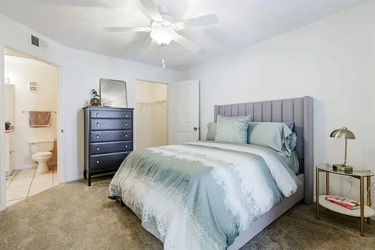 Spacious Room with Private Bathroom