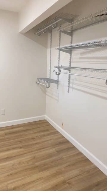 Looking for a Roomate