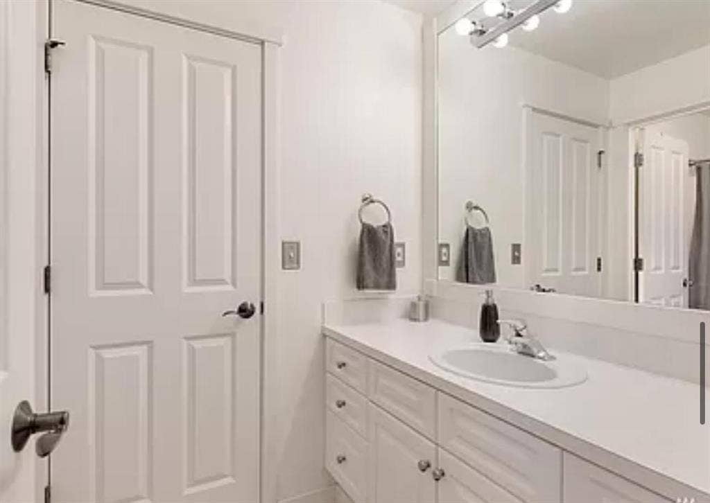 Private Room in Issaquah Highlands