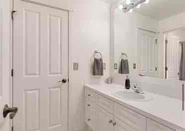 Private Room in Issaquah Highlands