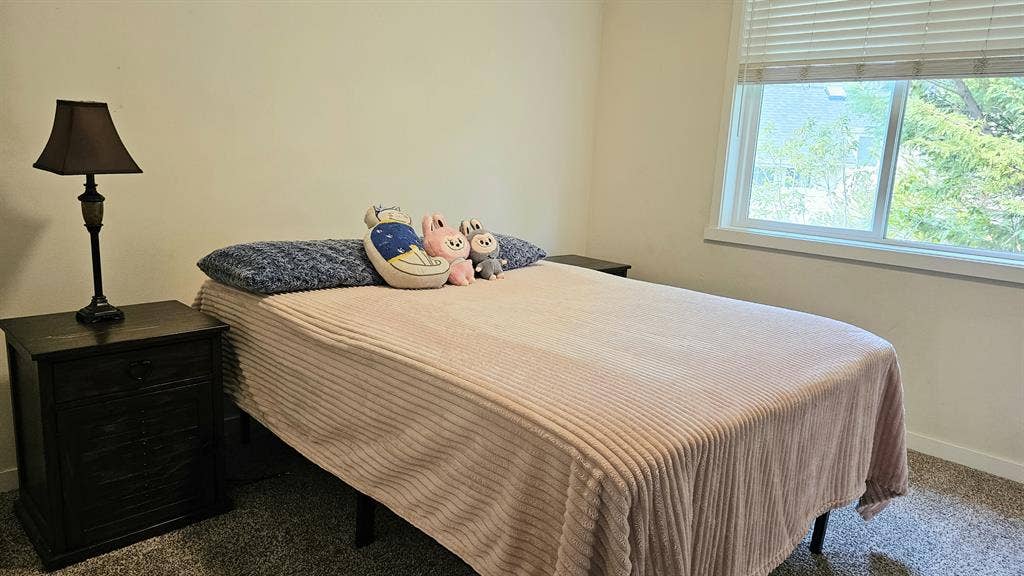 Private Room in Issaquah Highlands