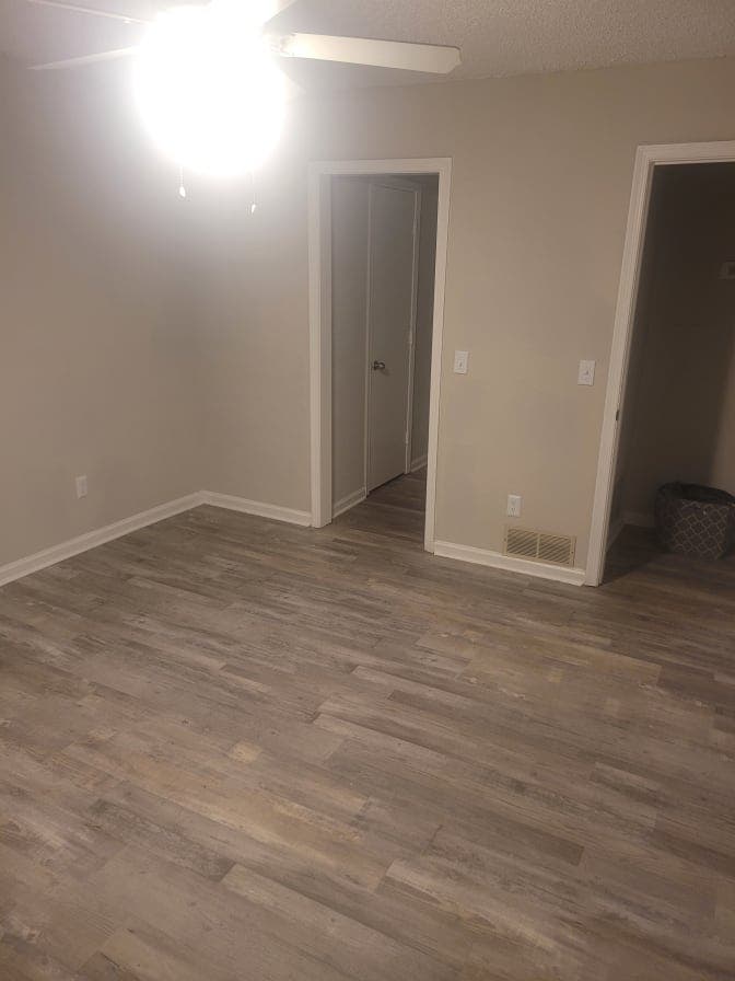 Room Available Downtown Columbia