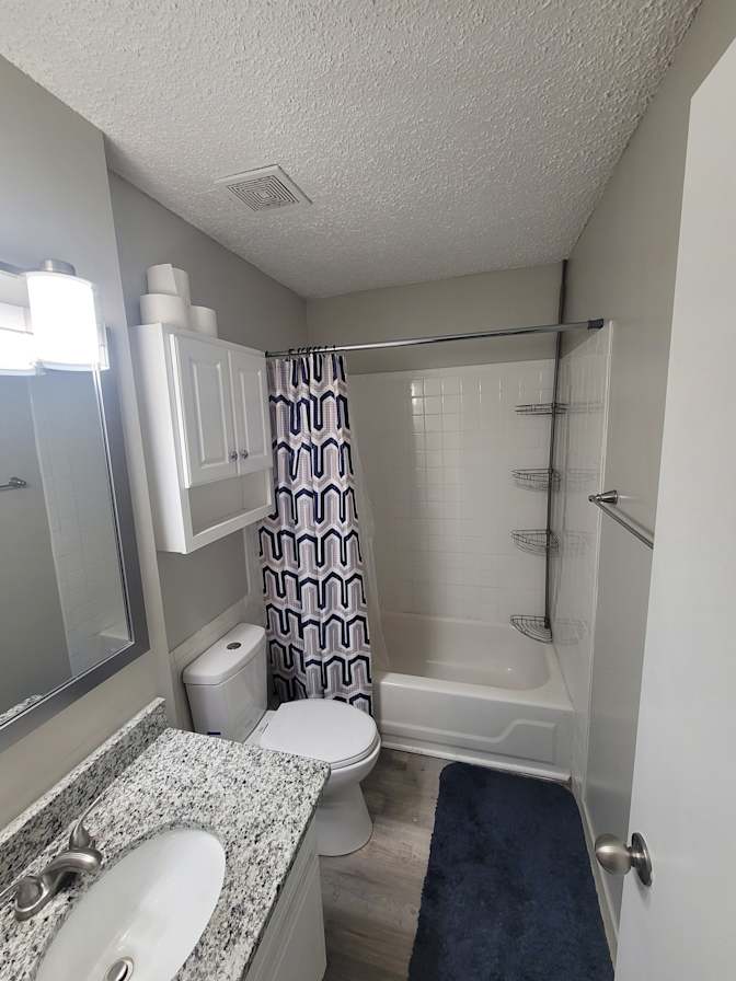 Room Available Downtown Columbia