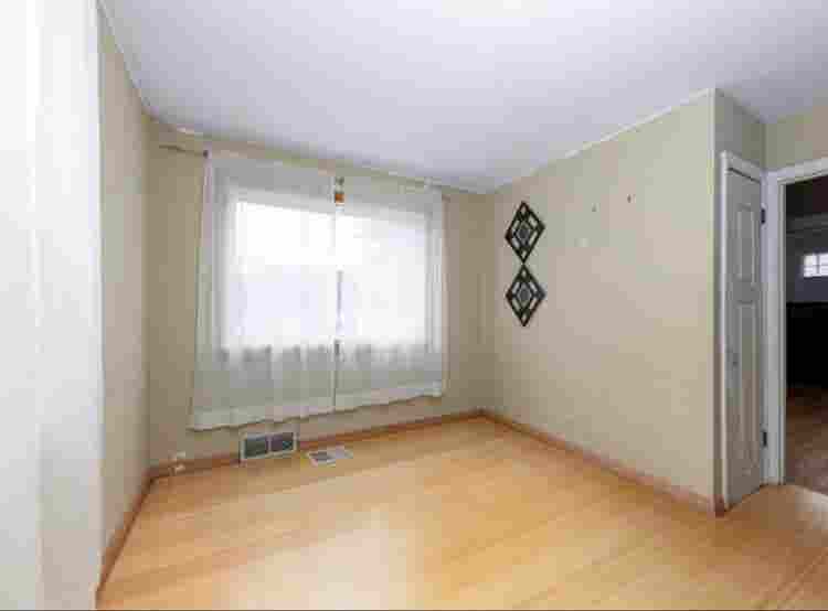 Private room for rent