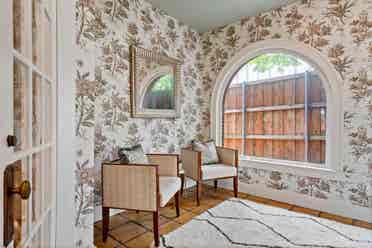3 BR in Dallas