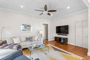 3 BR in Dallas