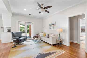 3 BR in Dallas