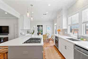 3 BR in Dallas
