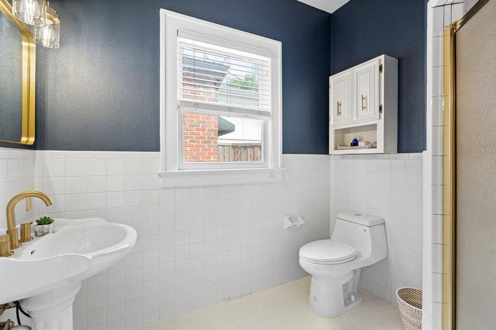3 BR in Dallas