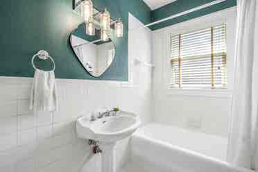 3 BR in Dallas