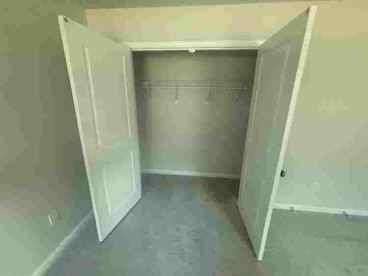 4 BR in Apex