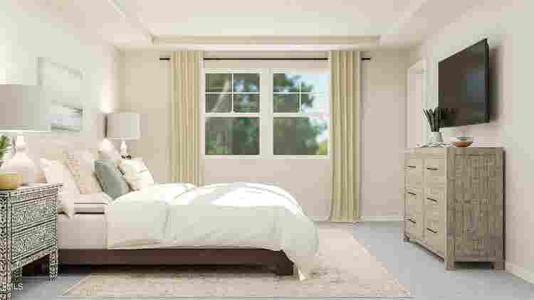 4 BR in Apex