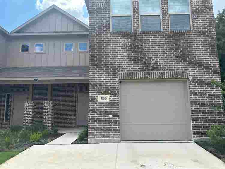 4 BR in Denton