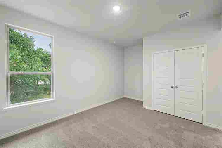 4 BR in Denton