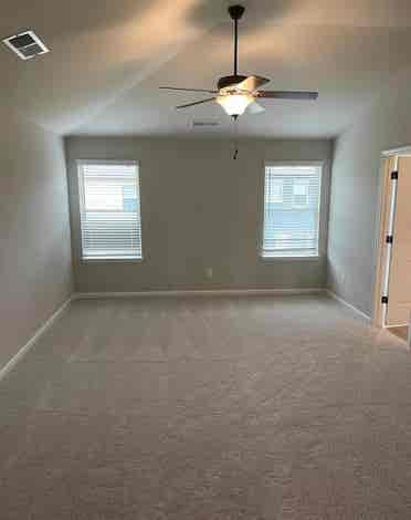 4 BR in Hampton