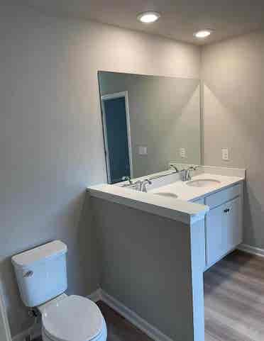 4 BR in Hampton