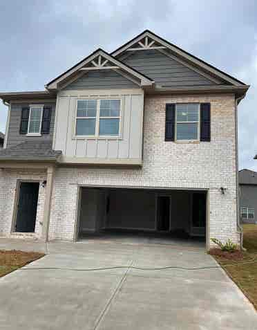 4 BR in Hampton