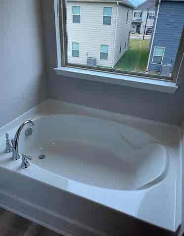 4 BR in Hampton