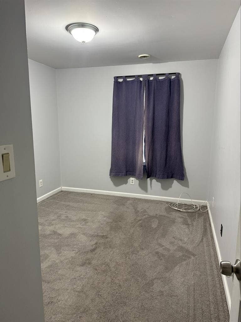 Single room in single family house