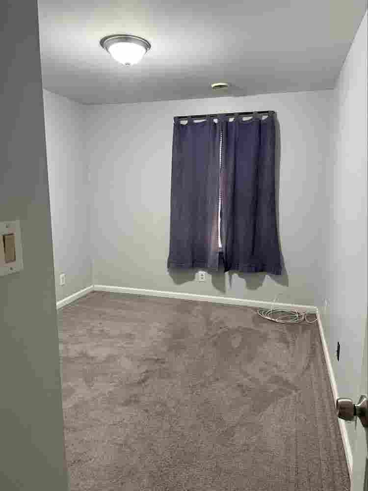 Single room in single family house