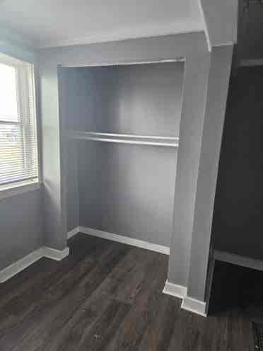 Room in NE GR by Riverside Park