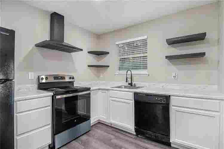 5 BR in Decatur