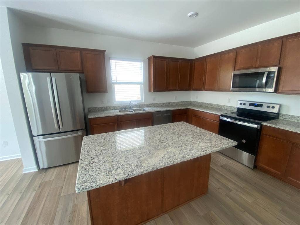 4 BR in Concord