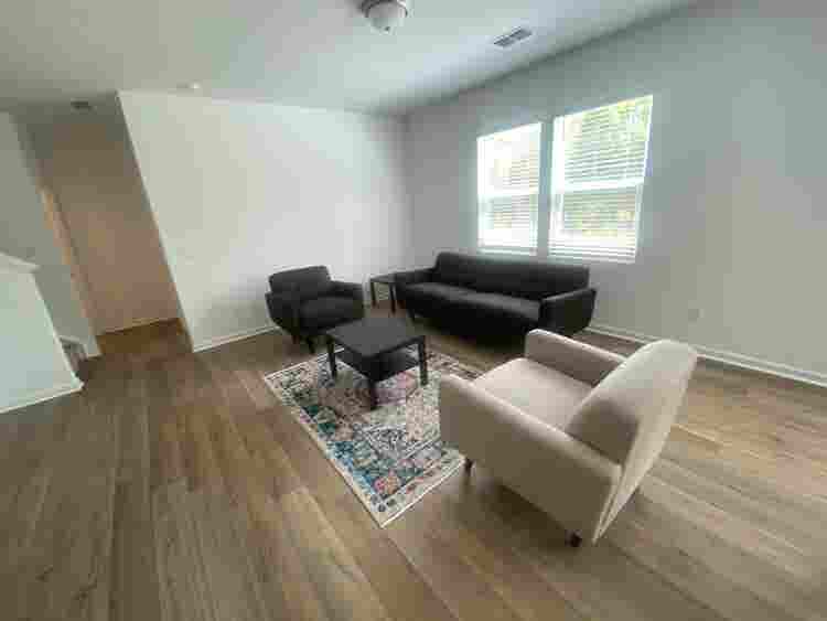 4 BR in Concord