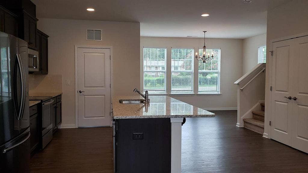 4 BR in Charlotte