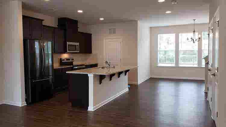 4 BR in Charlotte