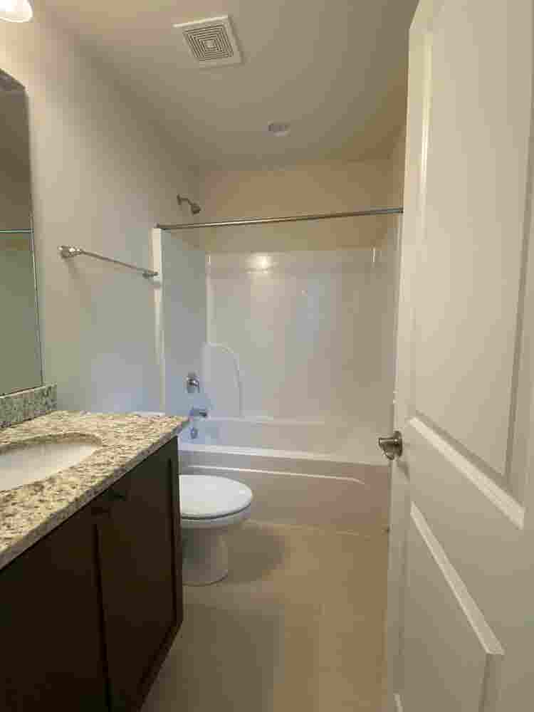 4 BR in Charlotte