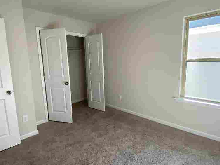4 BR in Monroe