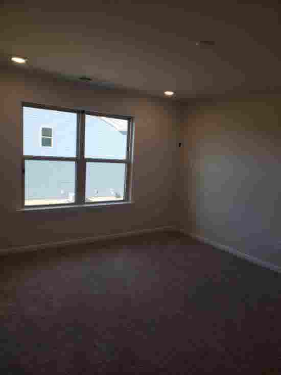4 BR in Monroe