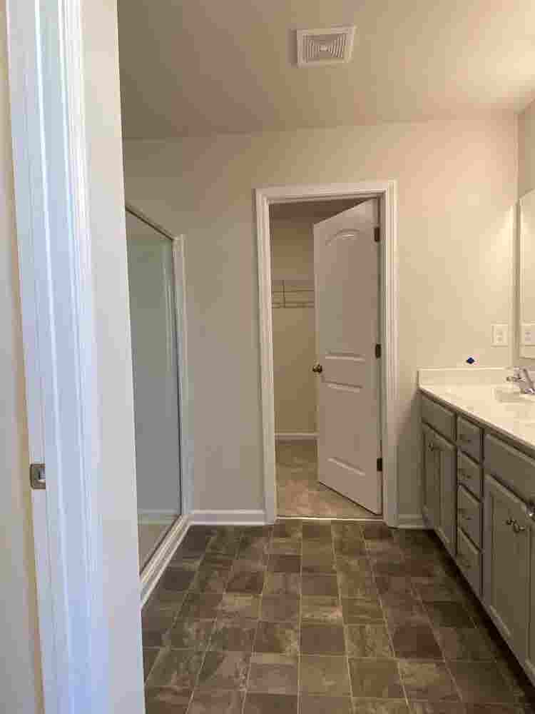 4 BR in Monroe