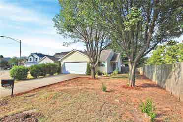 3 BR in Charlotte