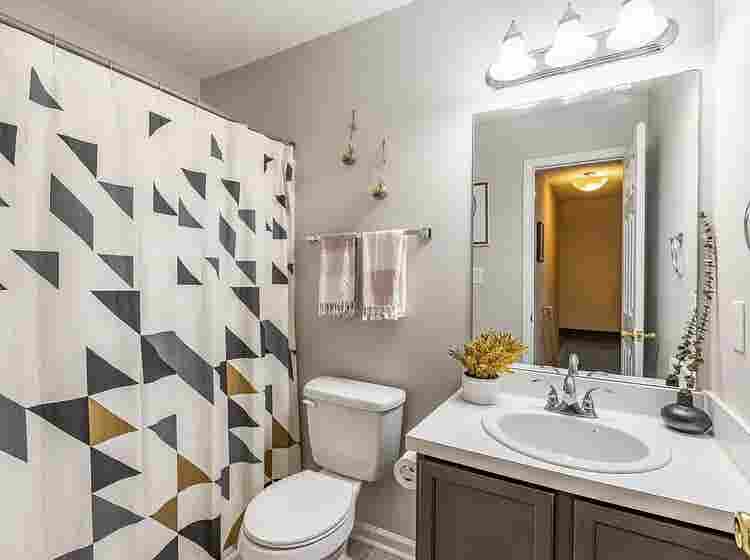 4 BR in Durham