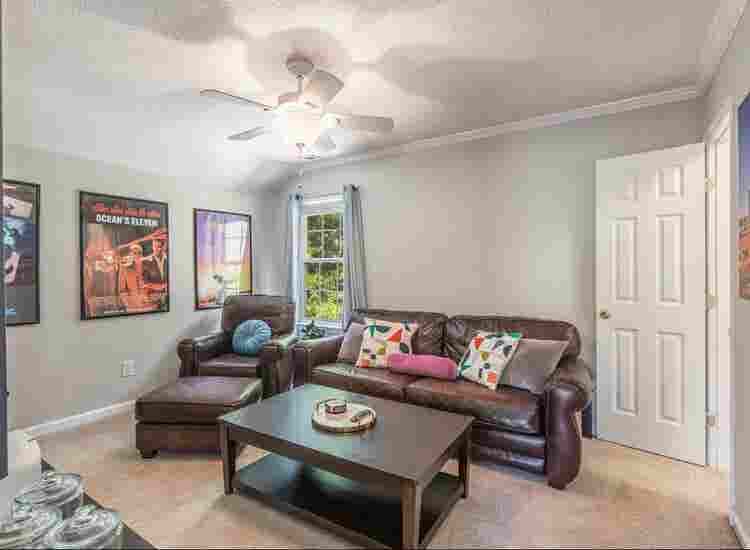 4 BR in Durham