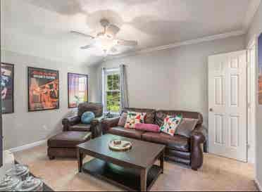 4 BR in Durham
