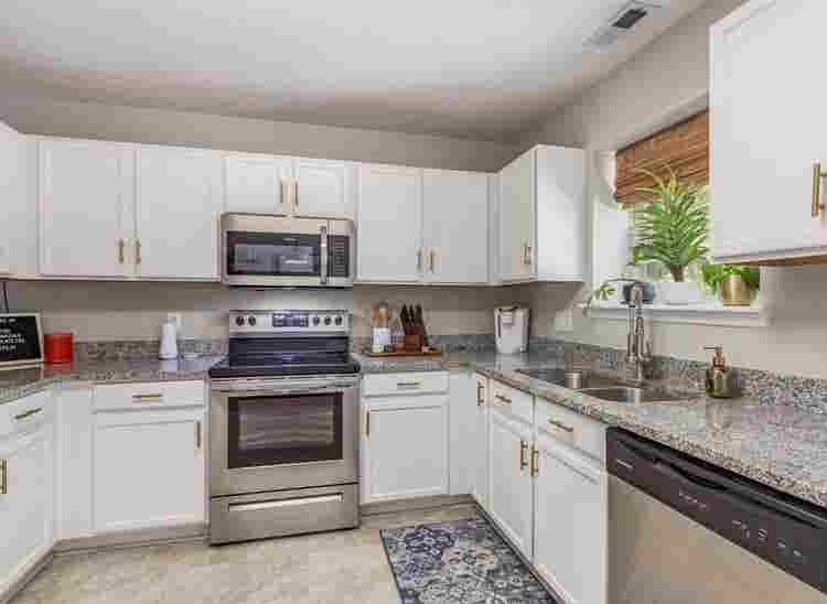 4 BR in Durham