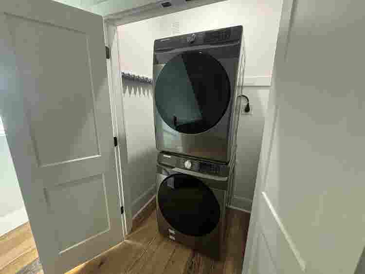 5 BR in Durham
