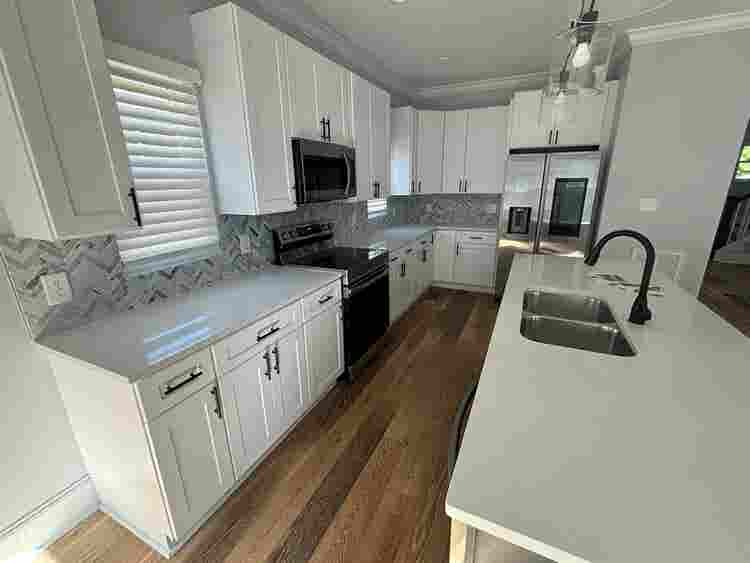 5 BR in Durham