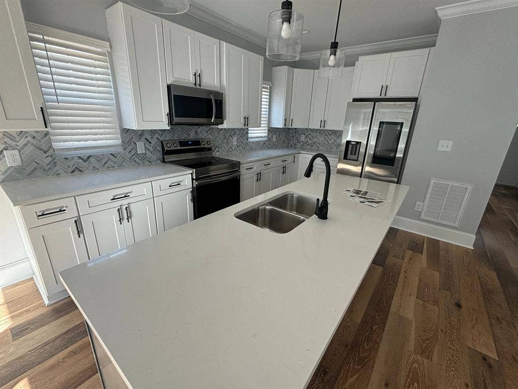 5 BR in Durham