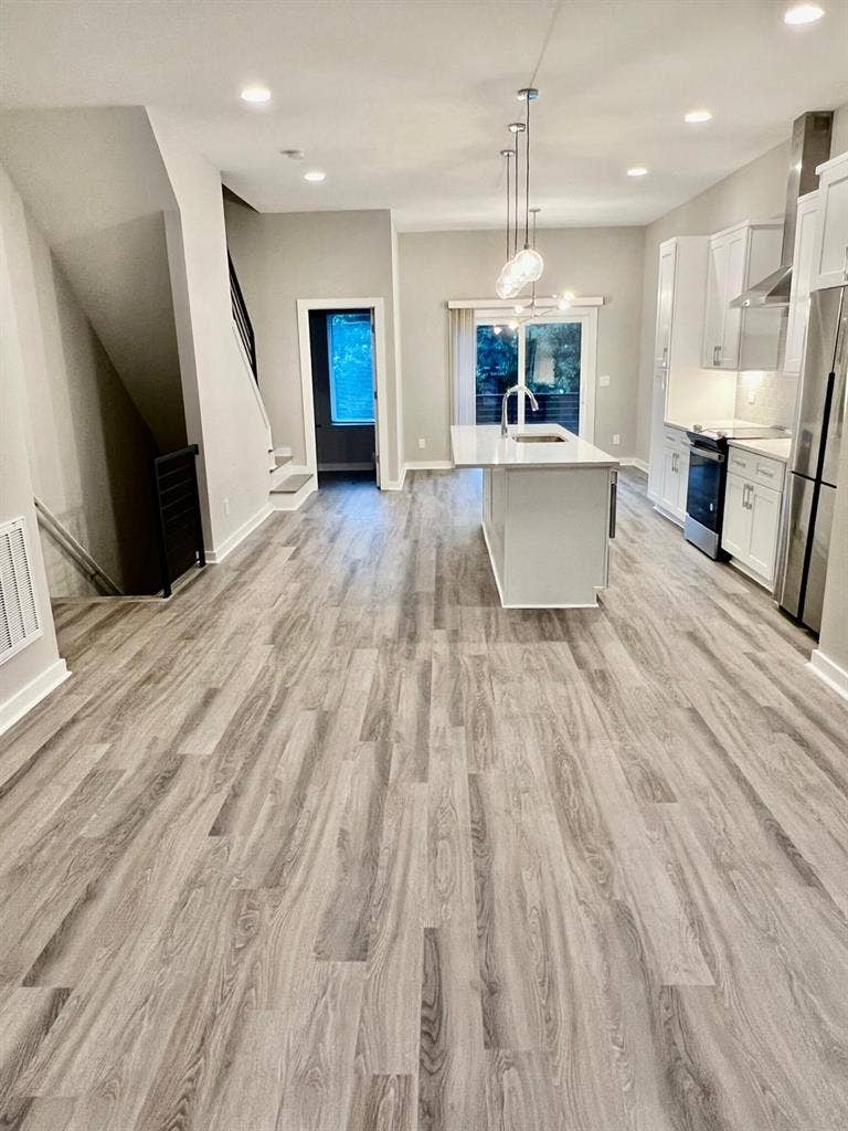 3 BR in Raleigh