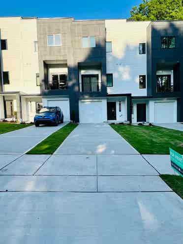 3 BR in Raleigh
