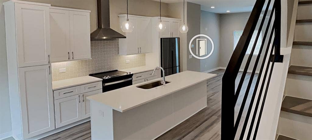 3 BR in Raleigh